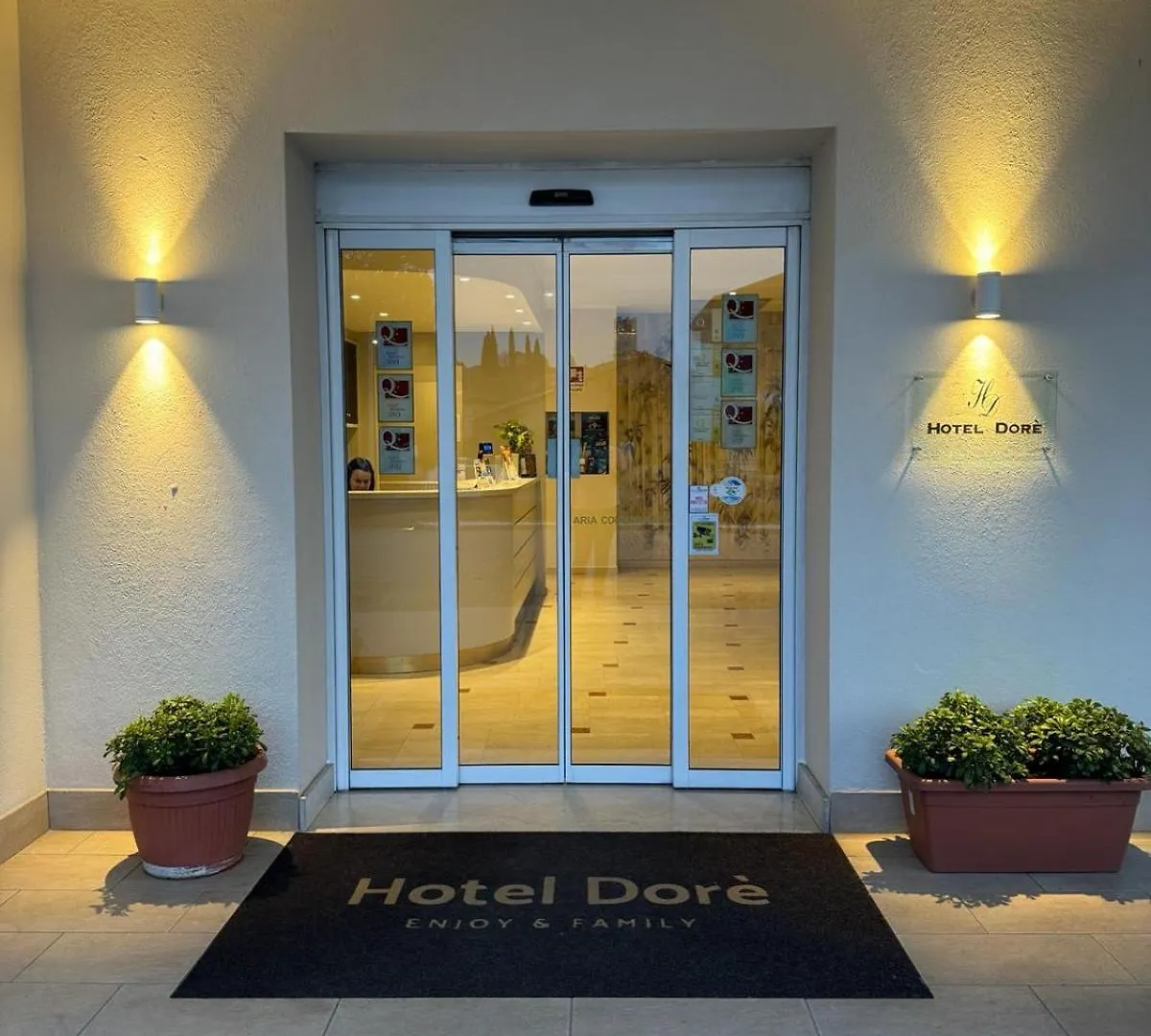Hotel Dore Кастельнуово-дель-Гарда