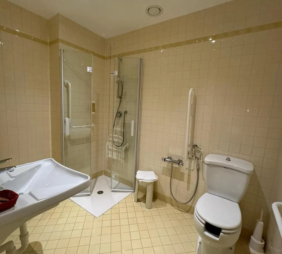 קסטלנואובו דל גארדה Hotel Dore  קסטלנואובו דל גארדה