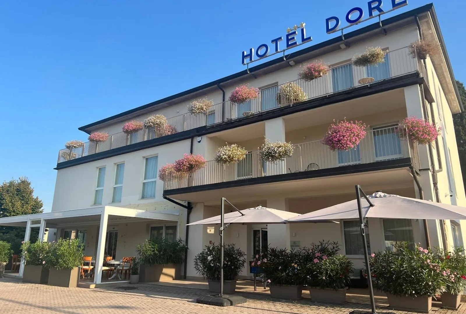 קסטלנואובו דל גארדה Hotel Dore
