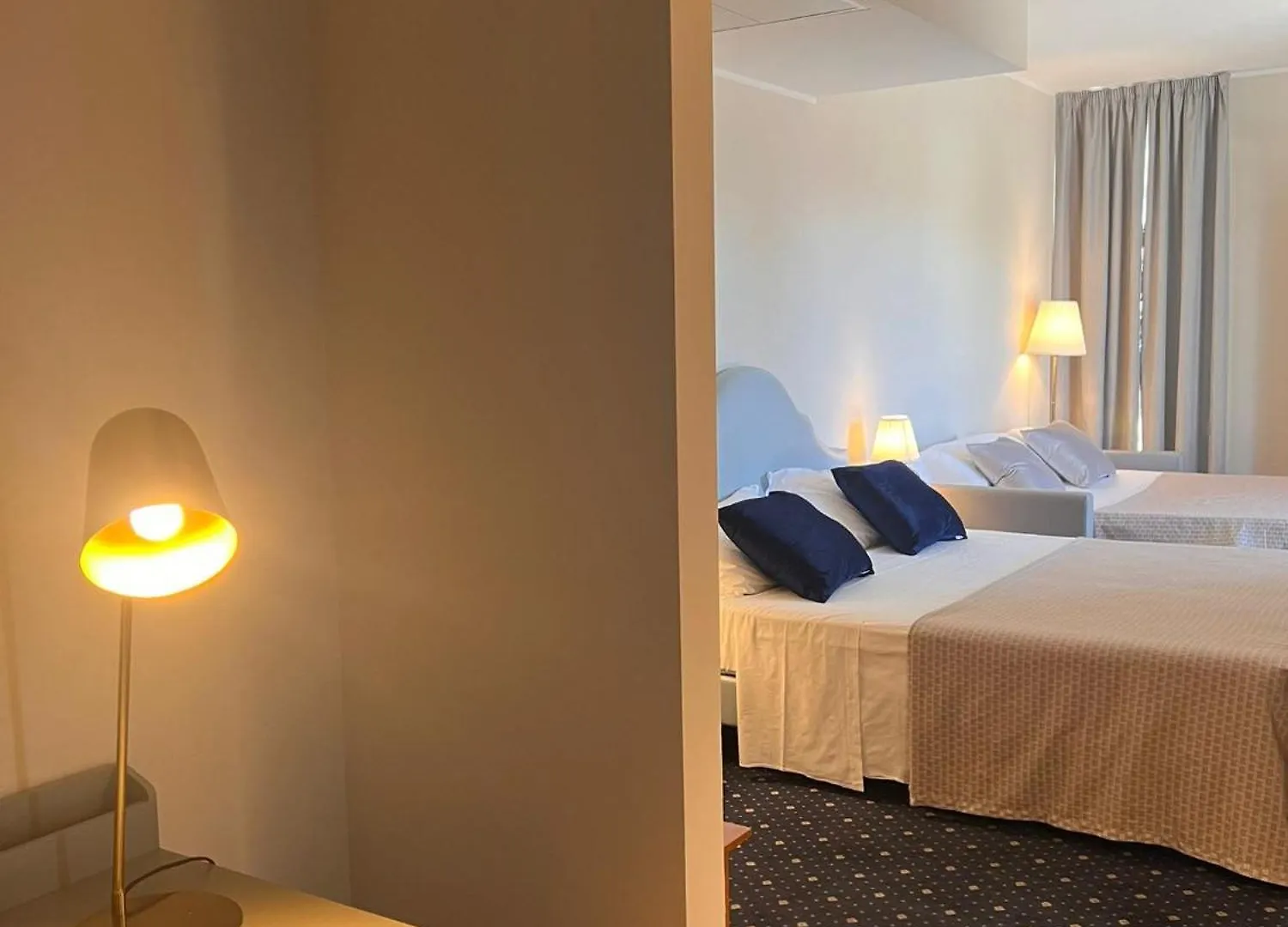 Hotel Dore Castelnuovo del Garda 3*,  Włochy